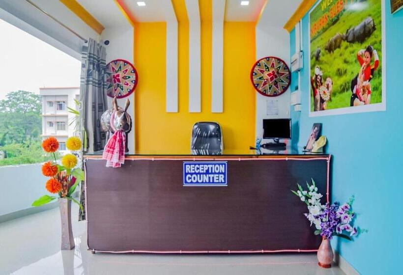 هتل Spot On Nirvaan Guest House