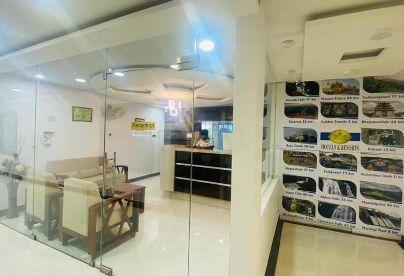 בית מלון כפרי Staymaker Lake Residency