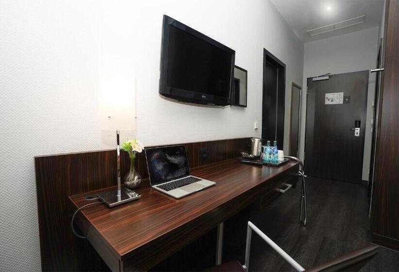 בית מלון כפרי The Atrium