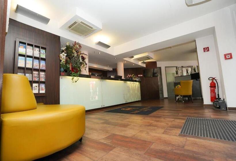 בית מלון כפרי The Atrium