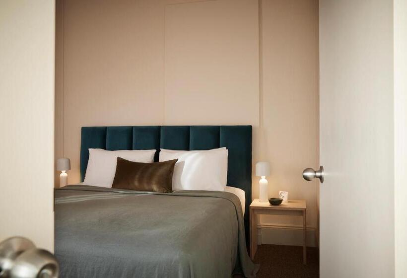 בית מלון כפרי The Rooms Milton