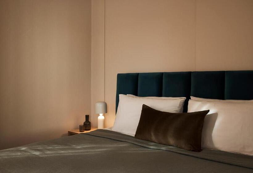 בית מלון כפרי The Rooms Milton