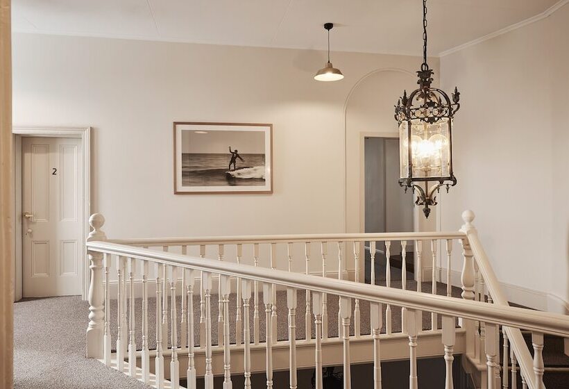 בית מלון כפרי The Rooms Milton