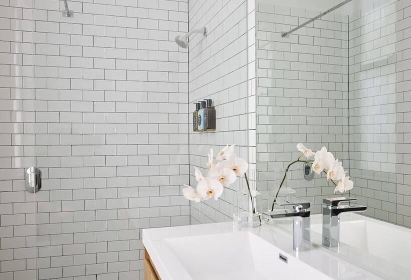 בית מלון כפרי The Rooms Milton