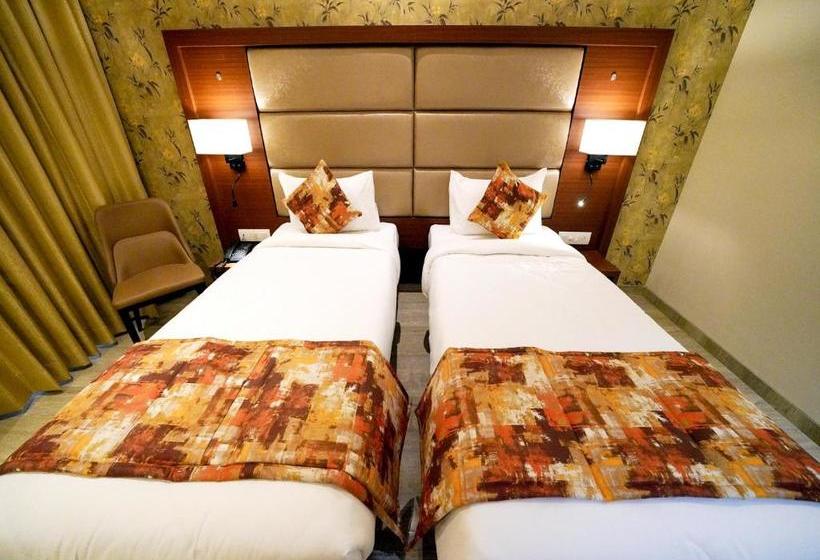 Town Palace Best Business Hotel In Bijapur