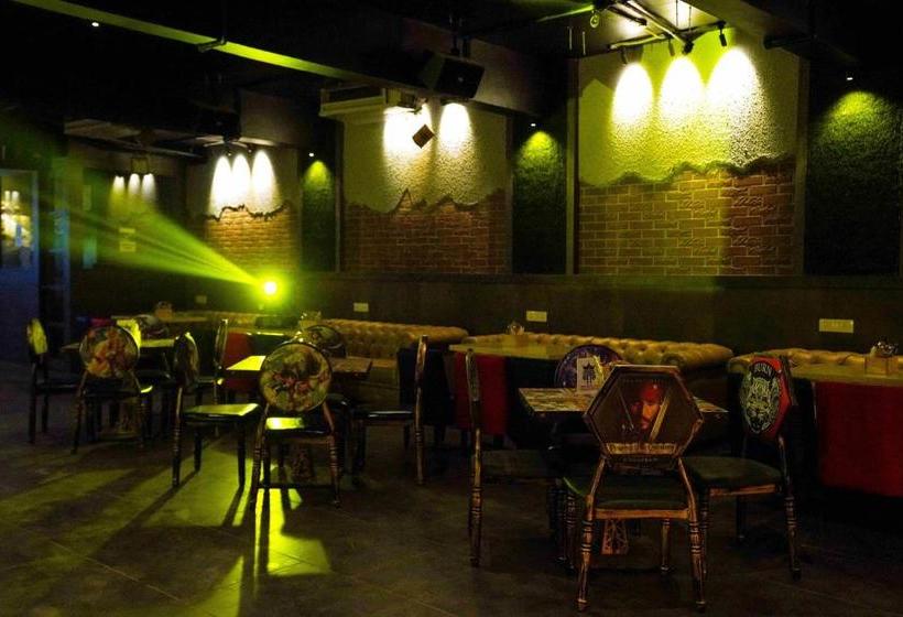 Town Palace Best Business Hotel In Bijapur