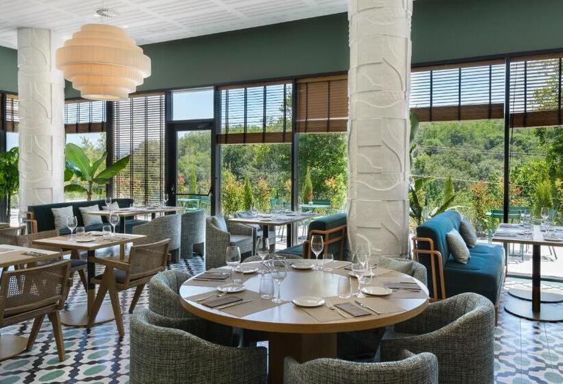 هتل Tres Reyes San Sebastian