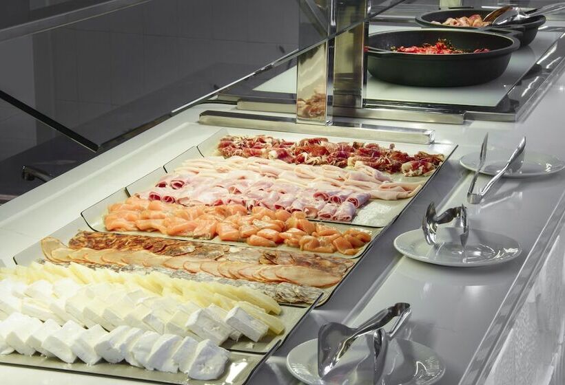 هتل Tres Reyes San Sebastian