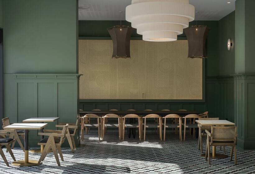 هتل Tres Reyes San Sebastian