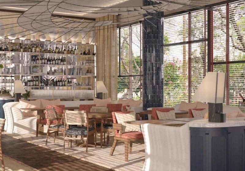 هتل Tres Reyes San Sebastian