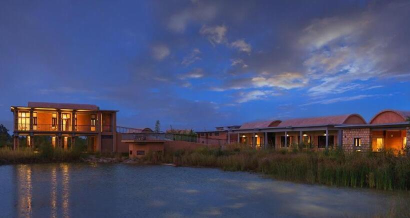 هتل Wagoba Eco Lodge , Tadoba