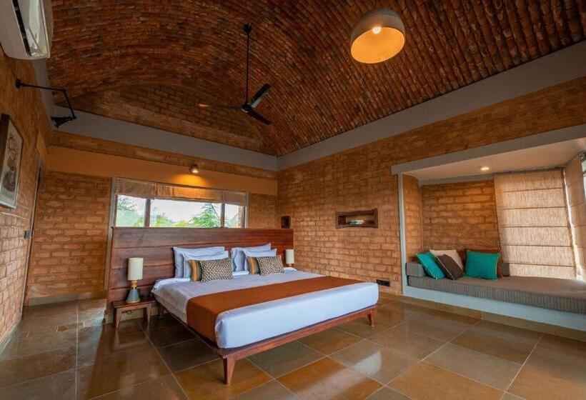هتل Wagoba Eco Lodge , Tadoba
