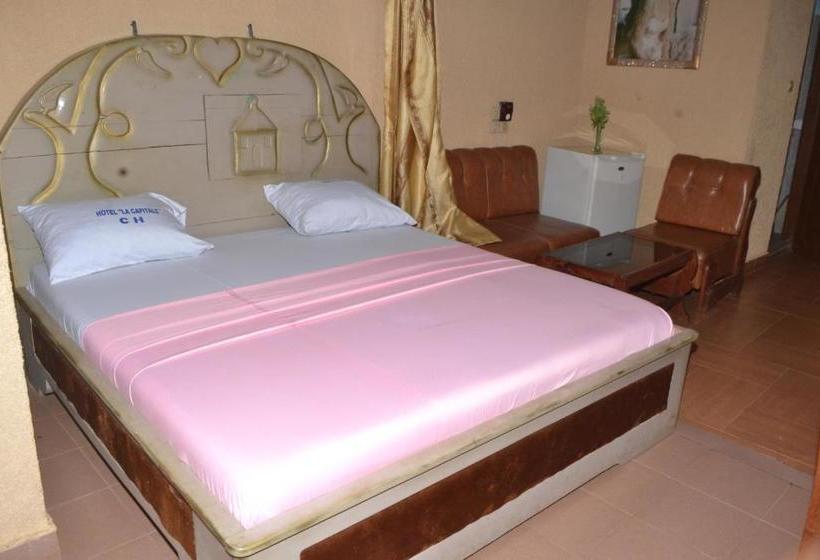 White Horse Hotel Porto Novo