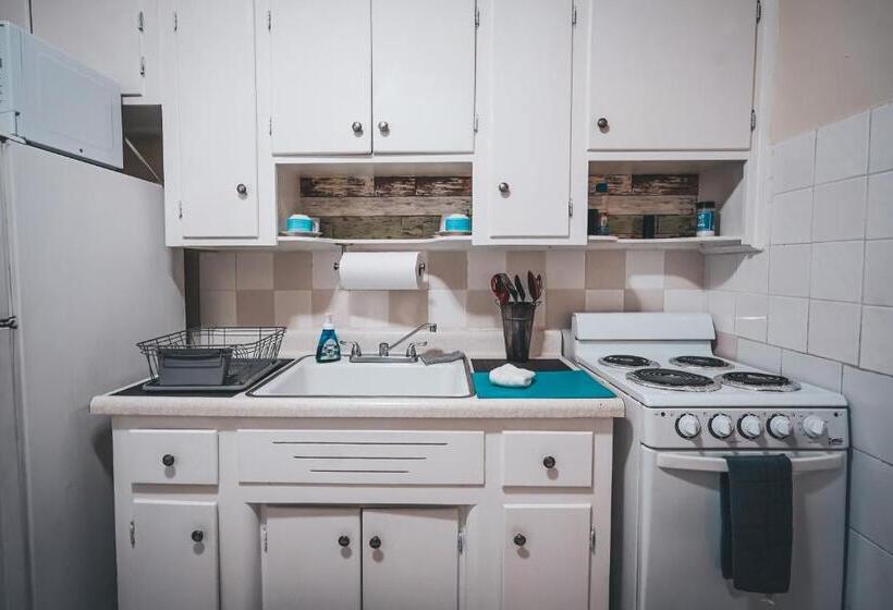 مُتل Hollywood Light Haven Lodge