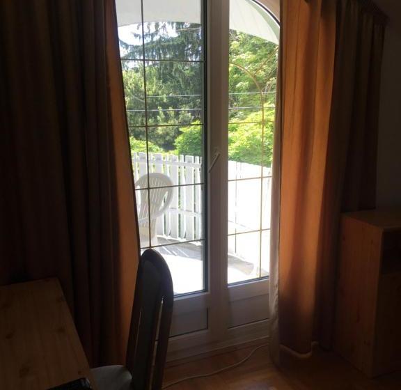 פנסיון Center Apartmanház