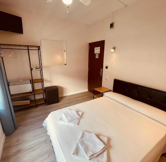 بنسيون Colibri