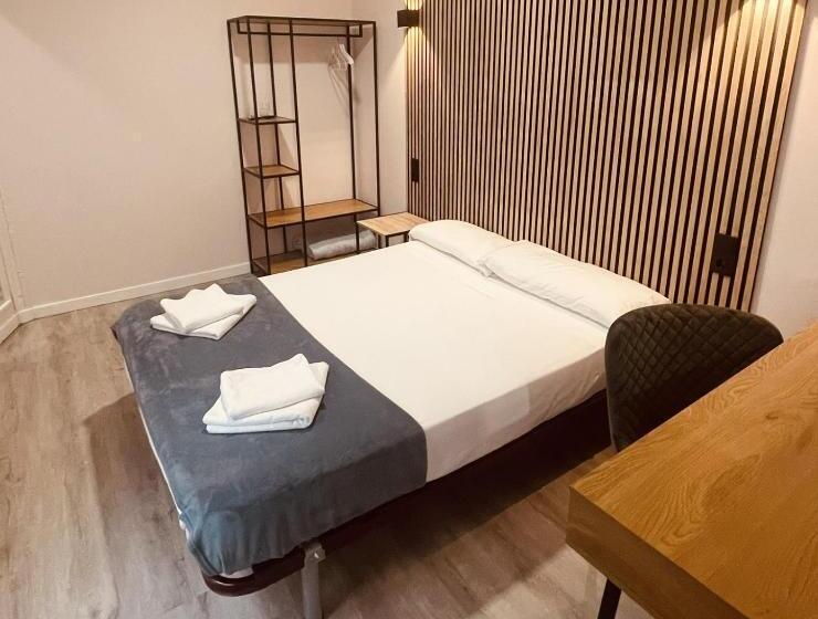 פנסיון Colibri