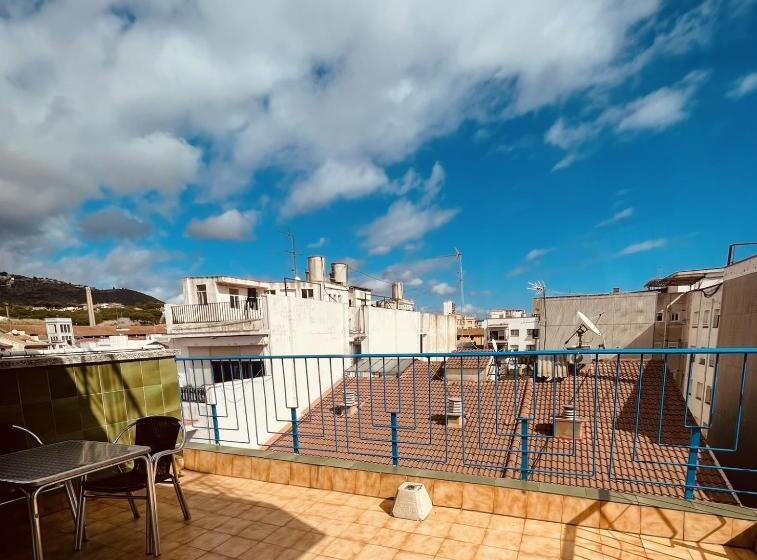 פנסיון Colibri