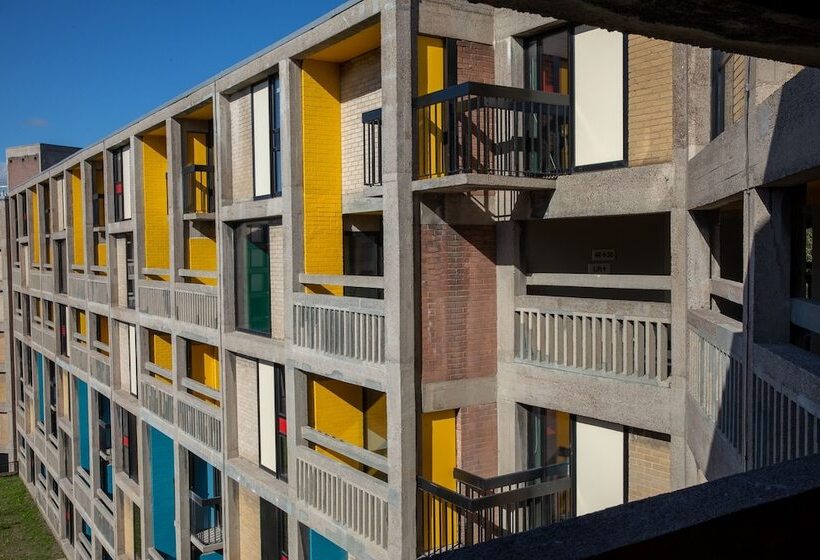 پانسیون En Suite Rooms & Studios Sheffield