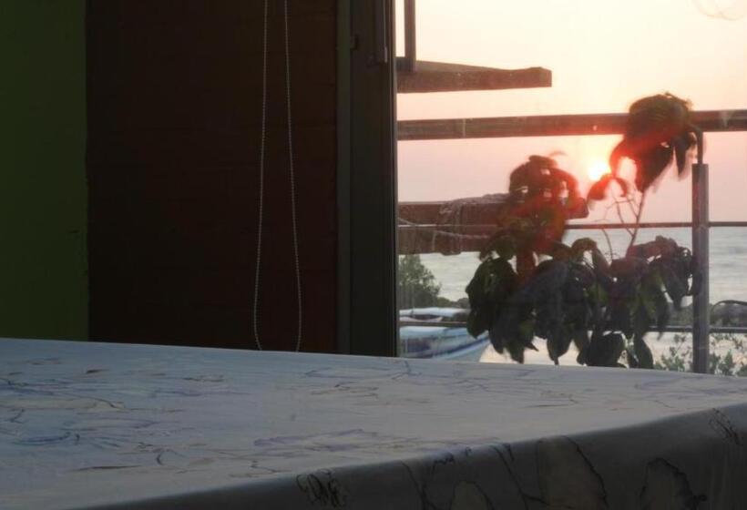 פנסיון Hostal Mis Dos ángeles