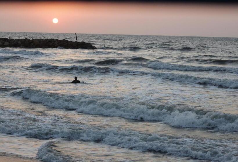 פנסיון Hostal Mis Dos ángeles