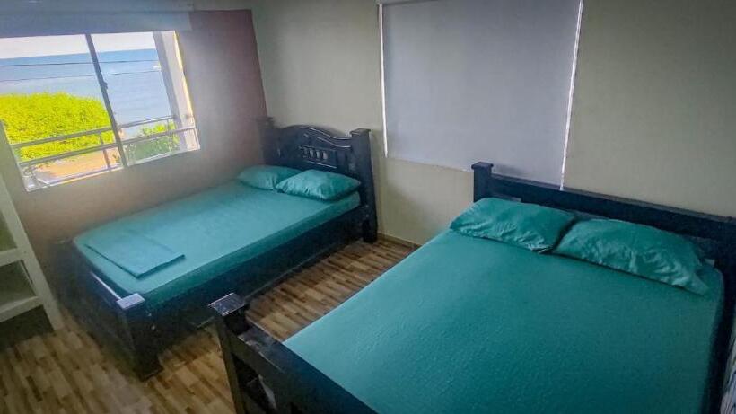 פנסיון Hostal Mis Dos ángeles