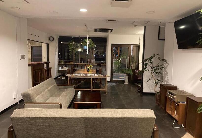 膳宿费 J Hoppers Beppu Guesthouse ジェイホッパーズ別府ゲストハウス