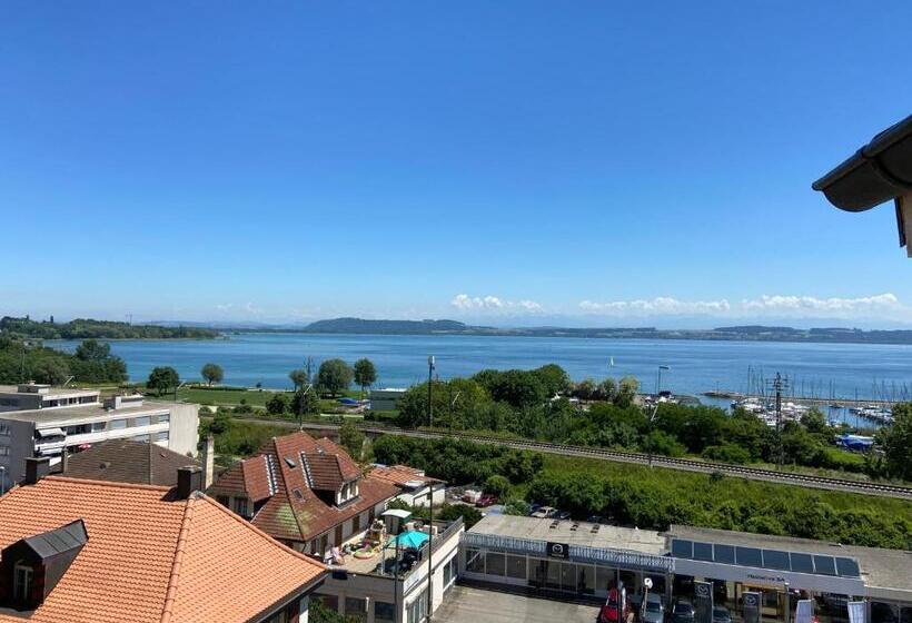 펜션 La Maison Bleue à 2 Pas Du Lac Du Neuchâtel