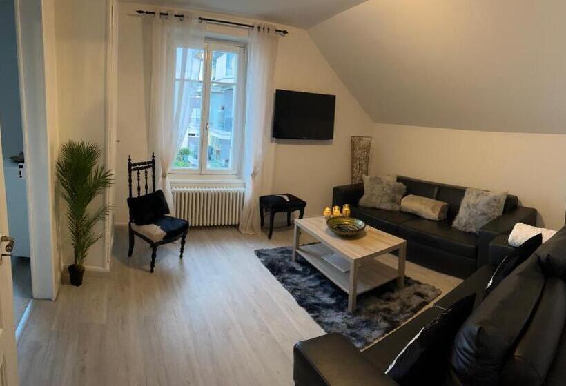 膳宿费 La Maison Bleue à 2 Pas Du Lac Du Neuchâtel