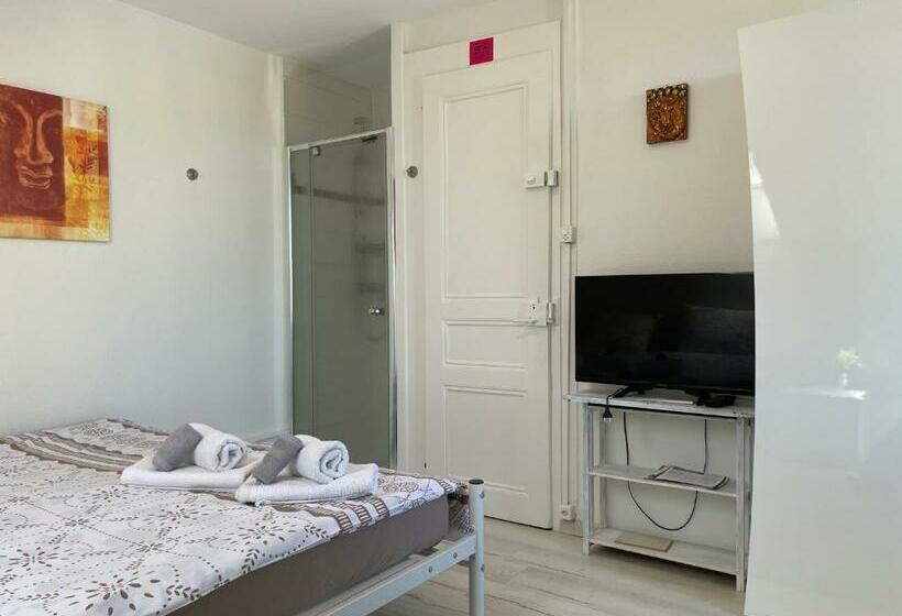 膳宿费 La Maison Bleue à 2 Pas Du Lac Du Neuchâtel