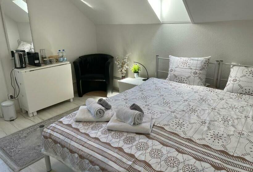 膳宿费 La Maison Bleue à 2 Pas Du Lac Du Neuchâtel