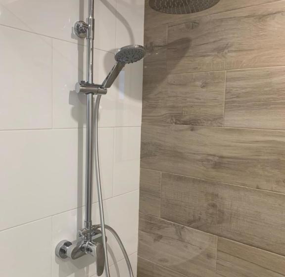 پانسیون Oxford Suites Ciudad De La Coruña