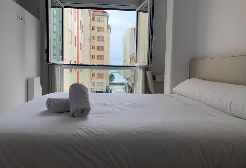 پانسیون Oxford Suites Ciudad De La Coruña