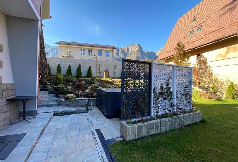 ペンション Royal Inn Busteni Adults Only