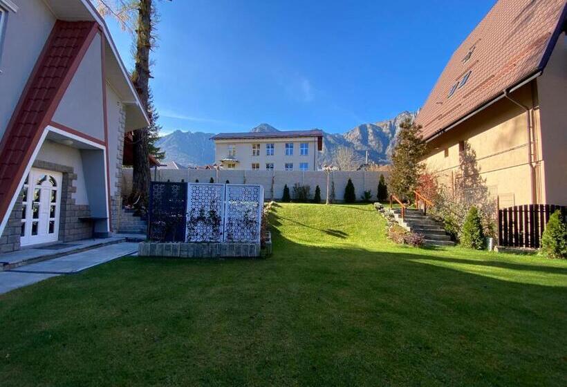 ペンション Royal Inn Busteni Adults Only