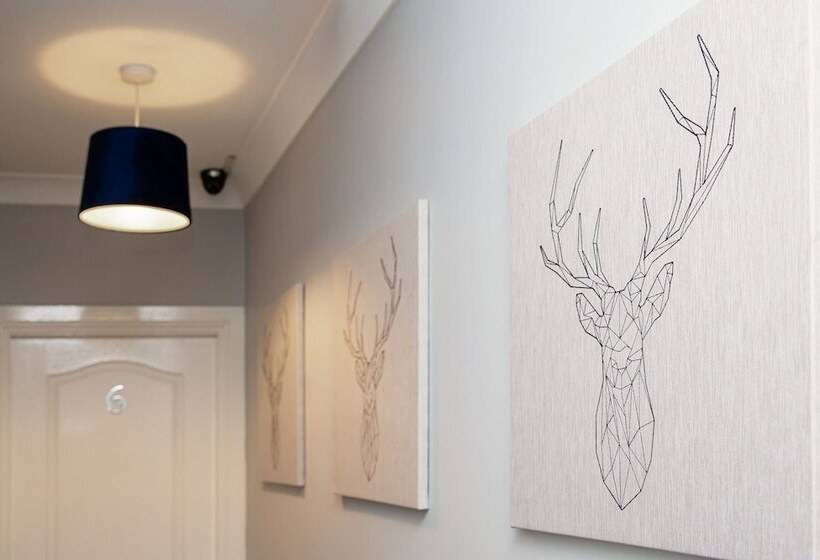 פנסיון St Andrews Guest House