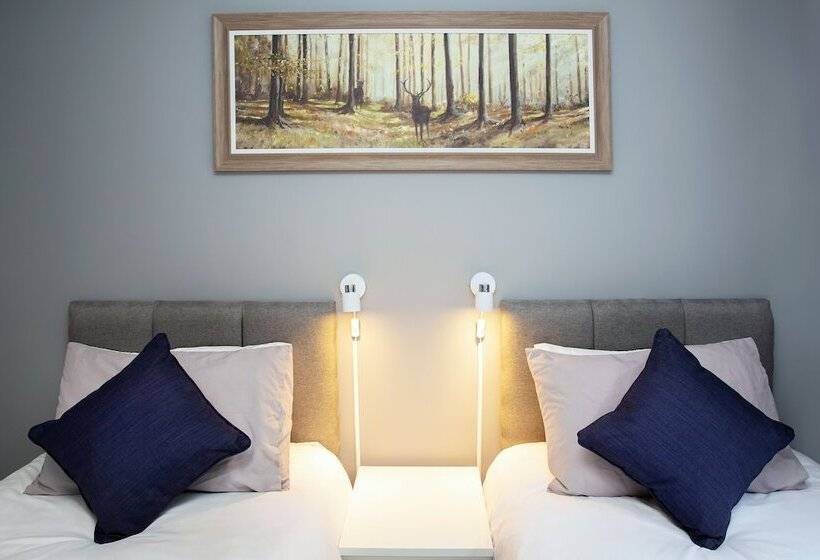 פנסיון St Andrews Guest House