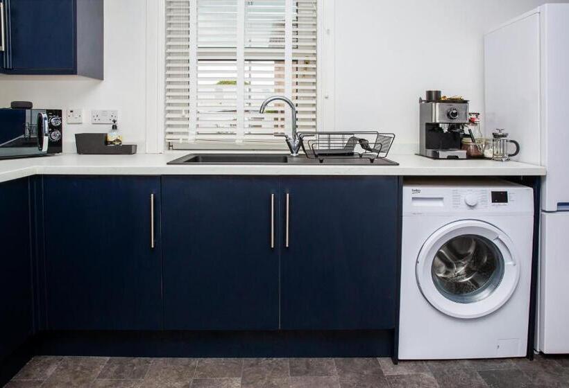 פנסיון St Andrews Guest House