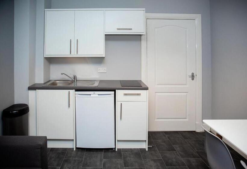 פנסיון St Andrews Guest House