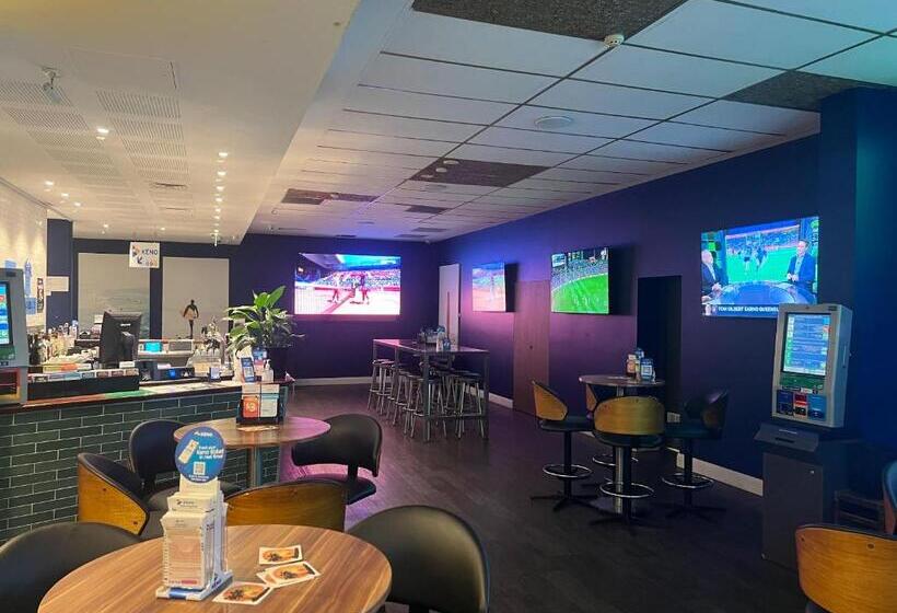 Plantation Hotel Coffs Harbour