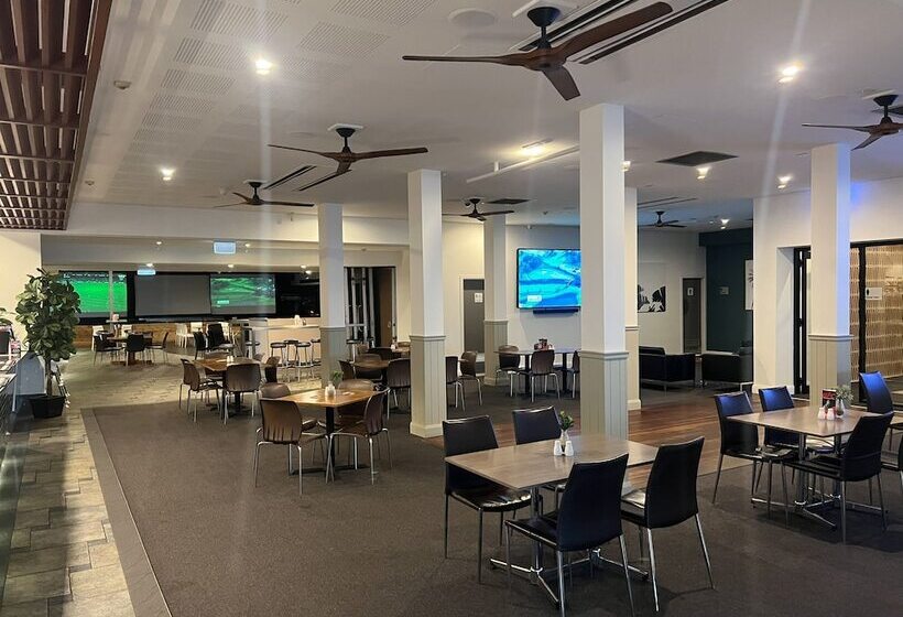 Plantation Hotel Coffs Harbour