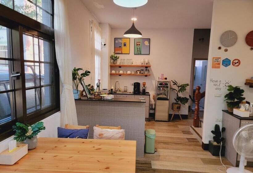 Red Rose B&b漫楓宿民宿 桃園市民宿110號