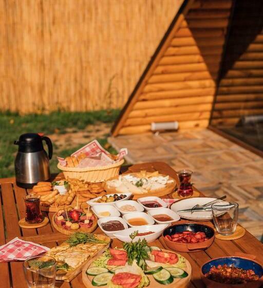 리조트 Pyramid Sapanca