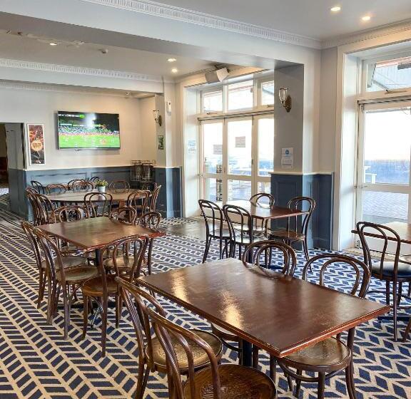 Romano S Hotel & Suites Wagga Wagga