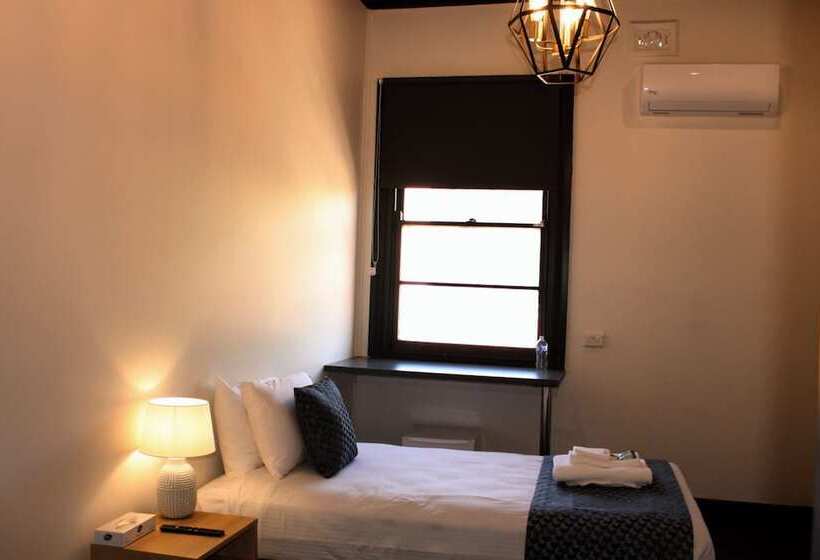 Romano S Hotel & Suites Wagga Wagga