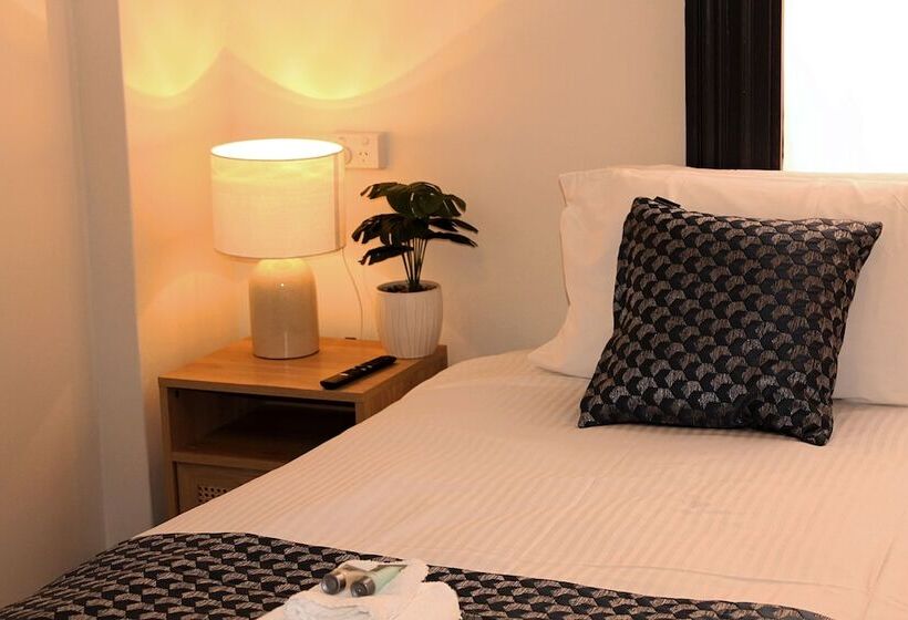 Romano S Hotel & Suites Wagga Wagga