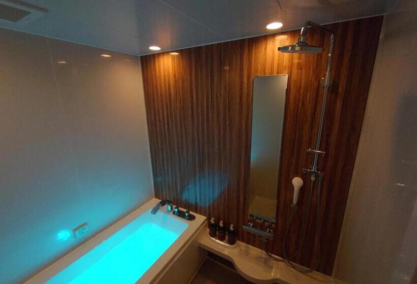 Utovilla Hotel555 沼津店