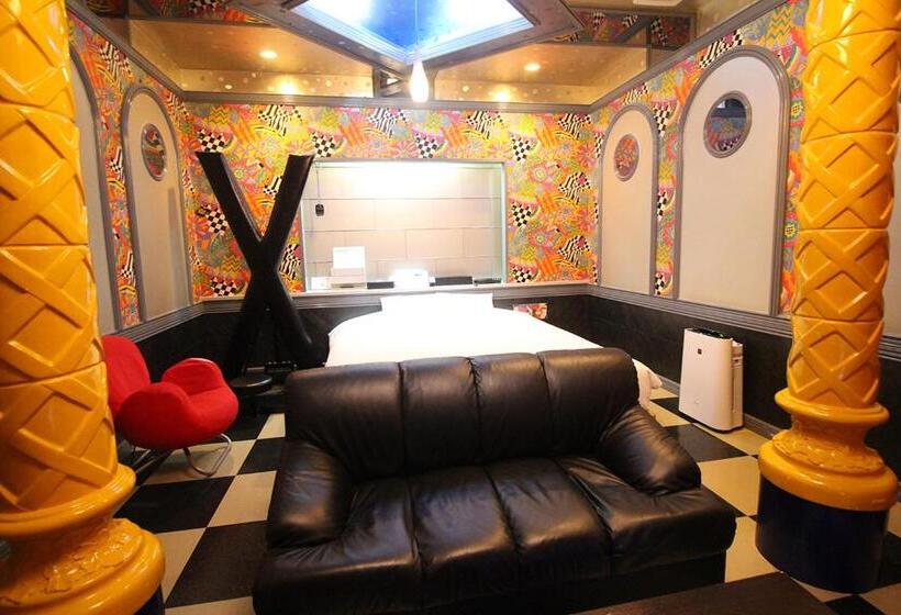 Utovilla Hotel555 沼津店