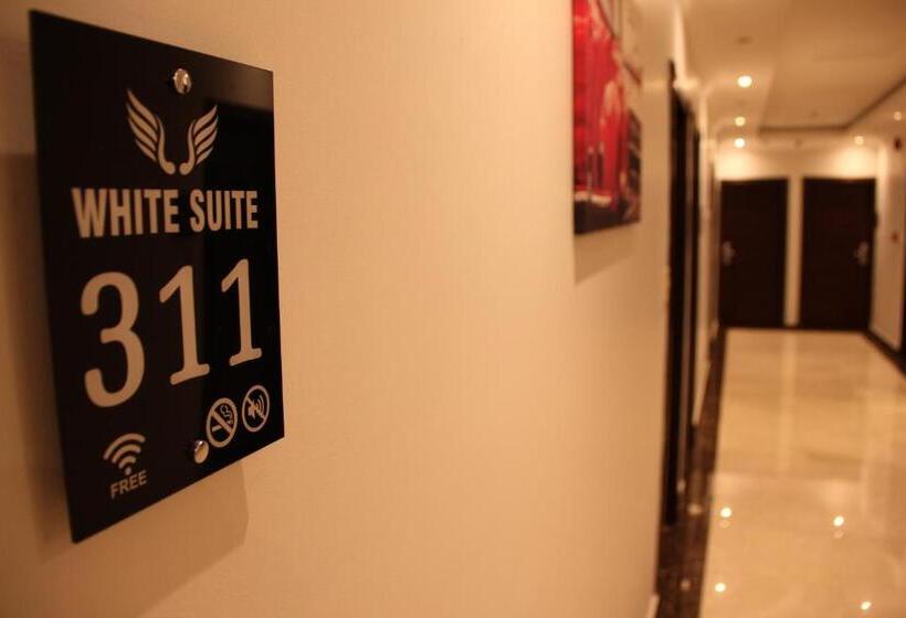 الجناح الأبيض للأجنحه الفندقية