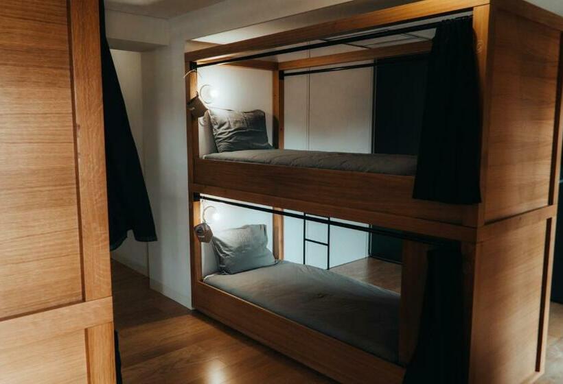 ユースホステル Castel   Creative Living